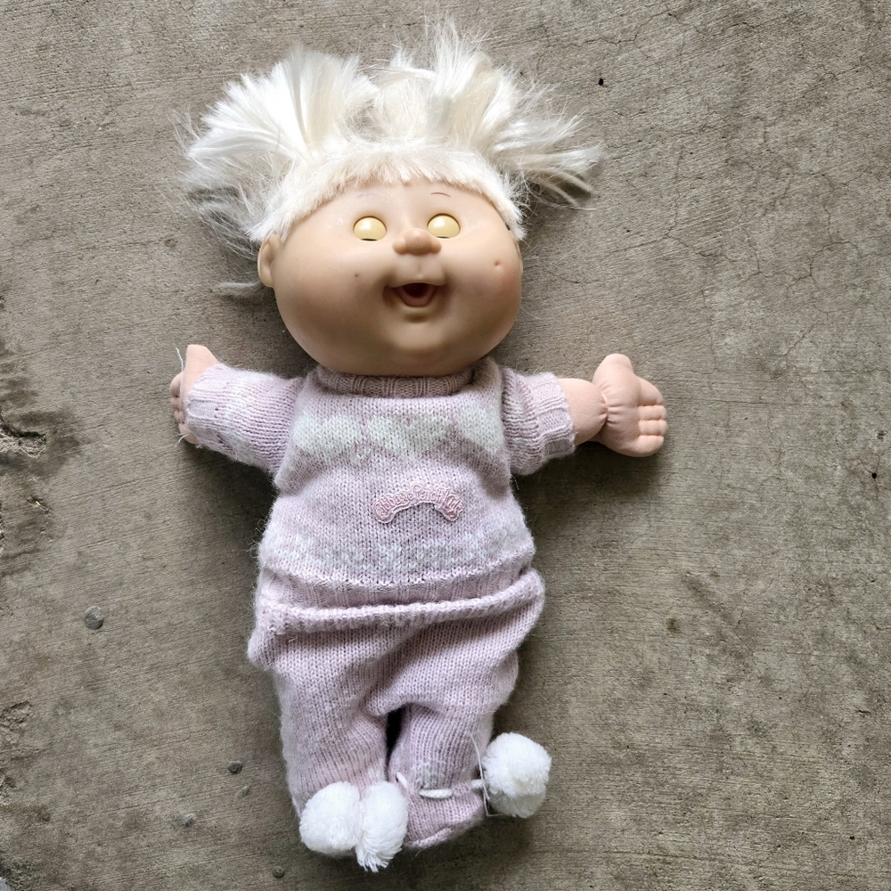 2011 CABBAGE PATCH KIDS 15" Baby Girl Pink Moving Eyes Blonde Hair Blue … - Picture 2 of 12